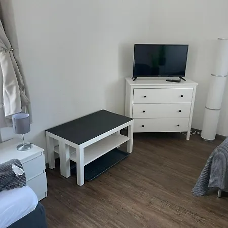 Charmante Am Neckar Apartment *